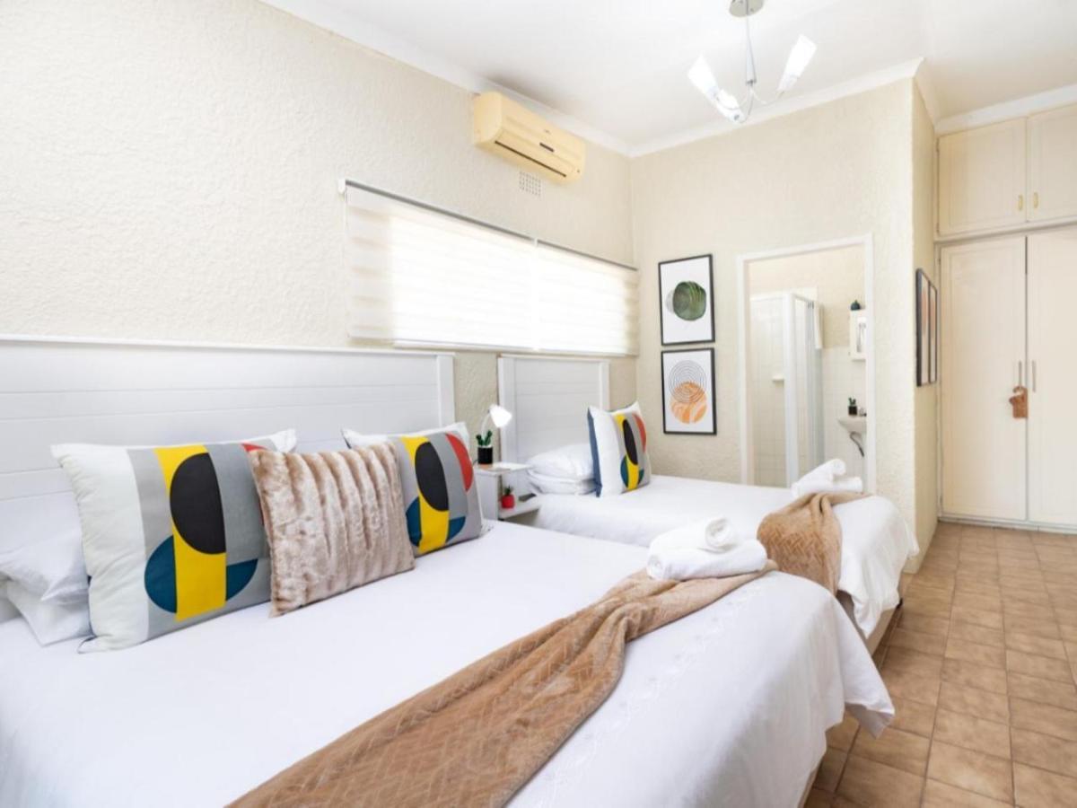 Woelfe Krantz Accommodation Mbombela Room photo
