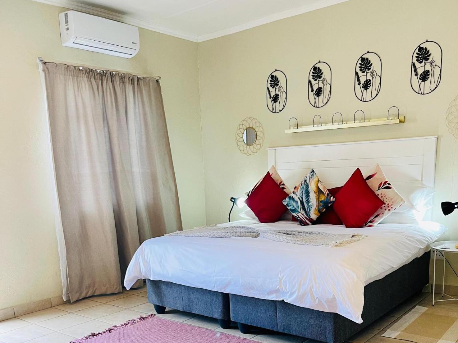 Woelfe Krantz Accommodation Mbombela Room photo
